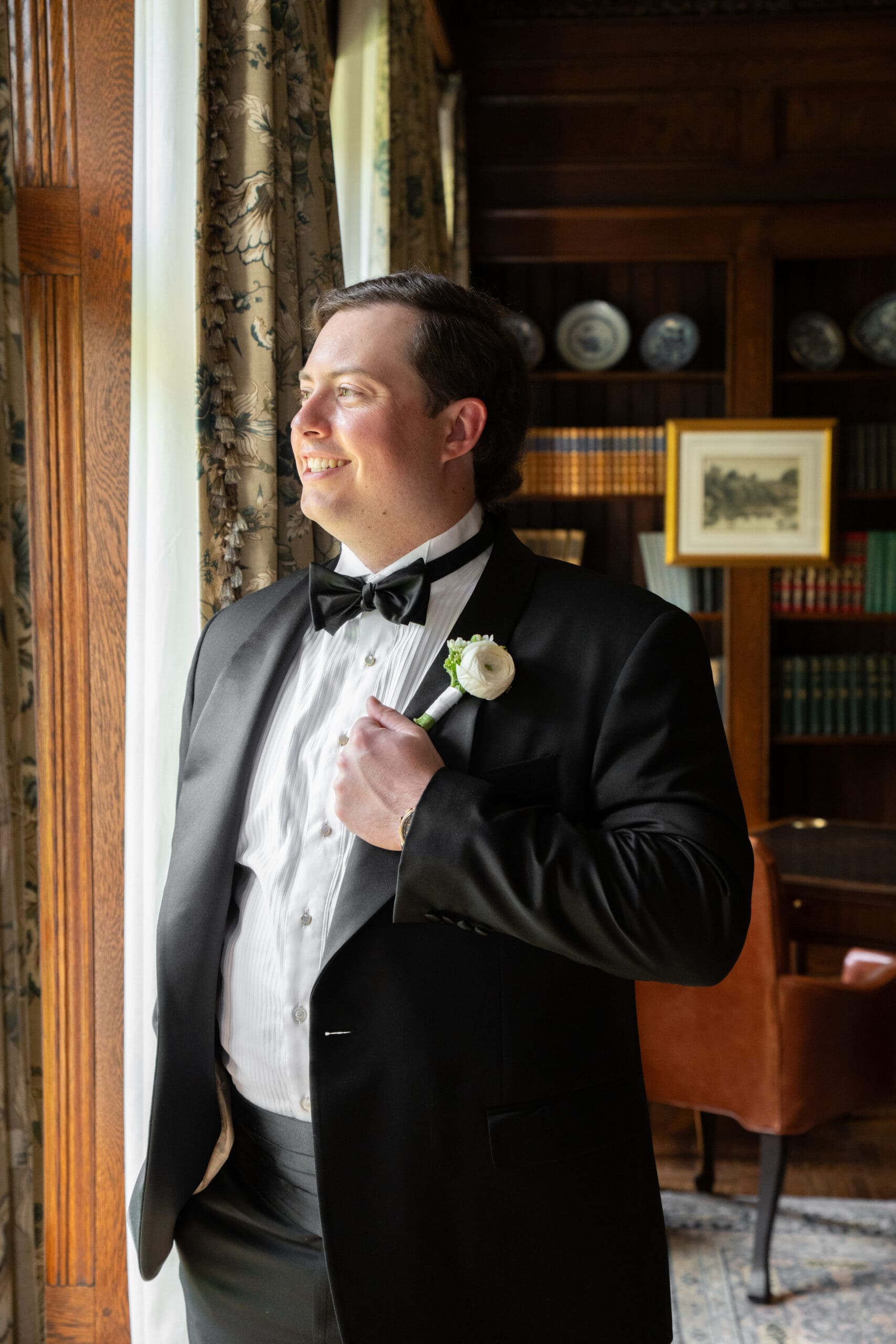 blue and white wedding at Cherokee Town and Country Club