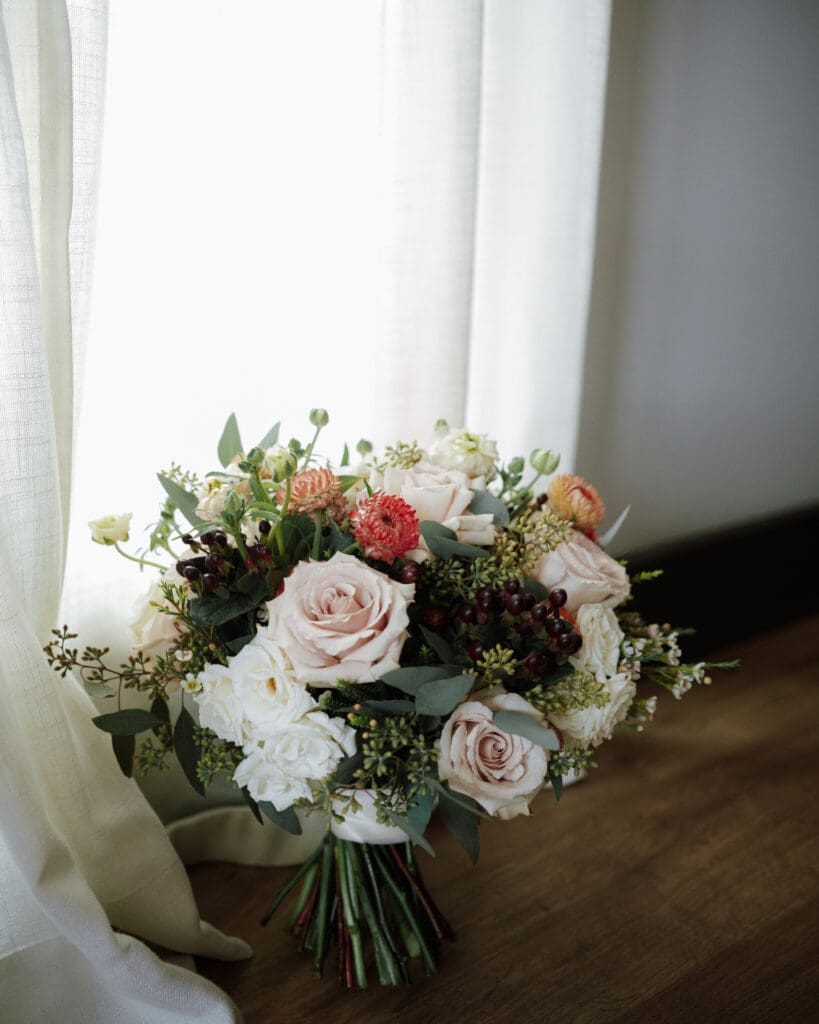 Fall Bride Bouquet at White Oaks Vineyard Wedding 